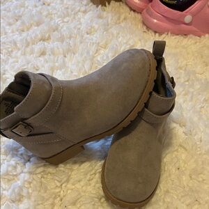 Old Navy Kids Gray Boots